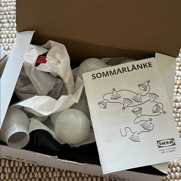 IKEA SOMMARLANKE Festive String Lights with Red Hues - Picture 5 of 5